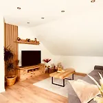 Stadtblick Apartmenthaus: Gemütliche Arbeitsatmosphäre Mit Streaming Hamm (North Rhine-Westphalia)