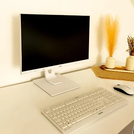 3,5-zimmer Inkl Arbeitsplatz, Wlan & Free Netflix, Amazon-free Parken Vollausgestattete Wohnung, 24h Check In * هام